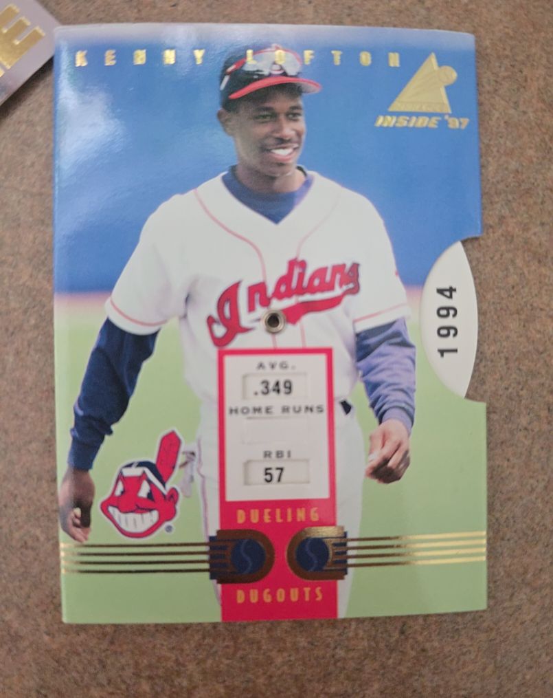 1997 Pinnacle Inside Dueling Dugouts #12 Kenny Lofton — front