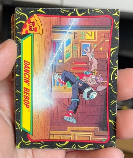 1989 Topps Teenage Mutant Ninja Turtles #153 Dancin' Bebop — front