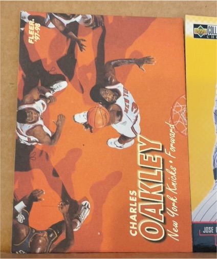 1997 Fleer #99 Charles Oakley — front