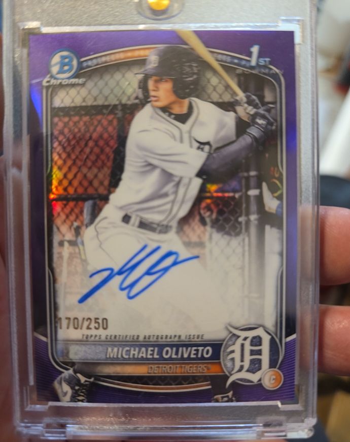 2025 Bowman Draft #CPA-MO Michael Oliveto — front