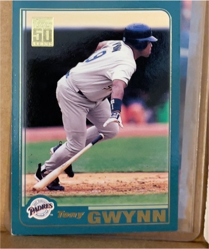 2001 Topps #220 Tony Gwynn — front
