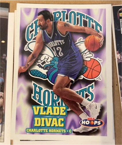 1997-98 Hoops #213 Vlade Divac — front