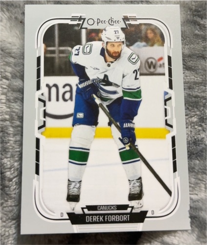 2025-26 O-Pee-Chee #166 Derek Forbort — front