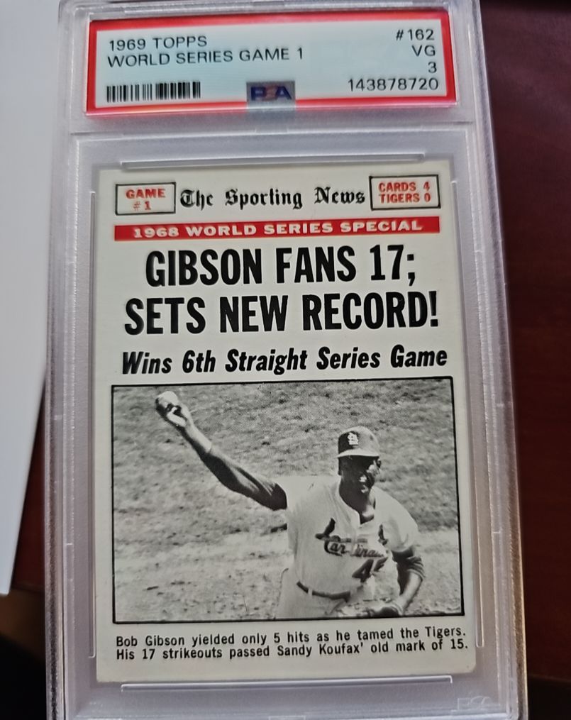 1969 Topps #162 World Series Game 1 Bob Gibson — front