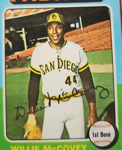 1975 Topps #450 Willie McCovey — front