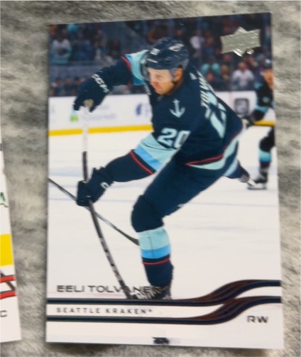 2025-26 Upper Deck Series 2 #400 Eeli Tolvanen — front