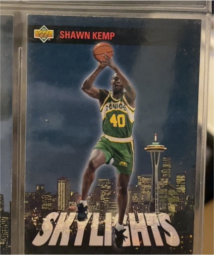 1993-94 Upper Deck Skylights #475 Shawn Kemp — front