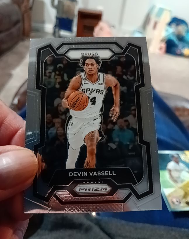 2023-24 Panini Prizm #95 Devin Vassell — front