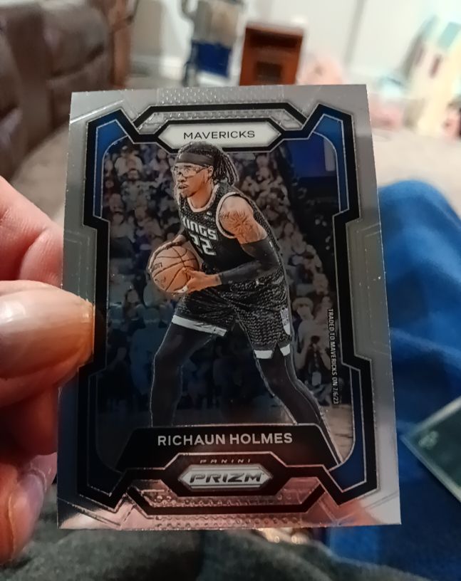 2023-24 Panini Prizm #212 Richaun Holmes — front