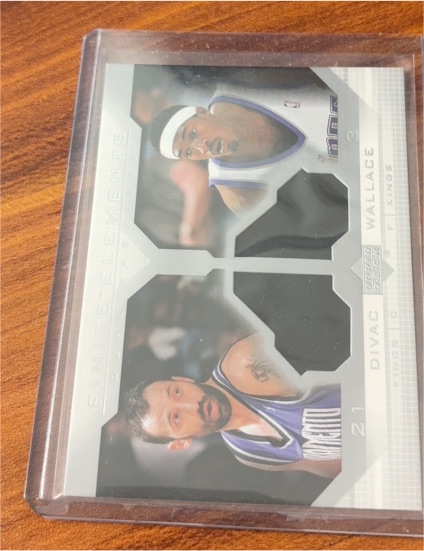 2003-04 Upper Deck Finite Elements #FE3 Vlade Divac Gerald Wallace — front