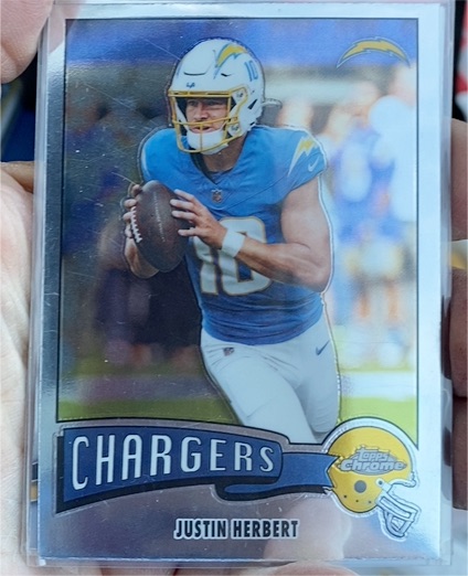 2025 Topps Chrome #1975-18 Justin Herbert — front