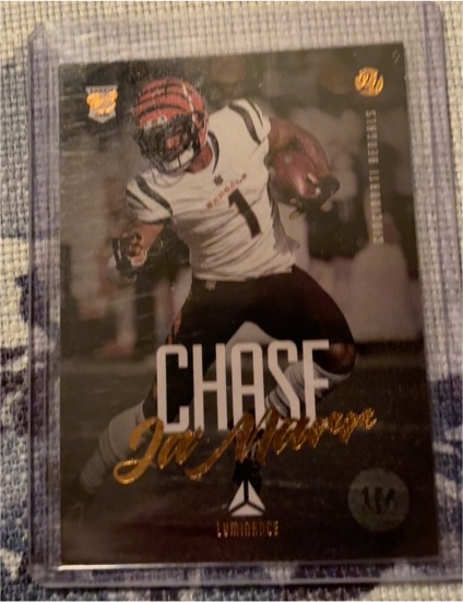 2021 Panini Chronicles Luminance #212 Ja'Marr Chase Rookie Card — front