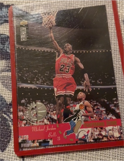 1995-96 Upper Deck Collector's Choice #195 Michael Jordan — front