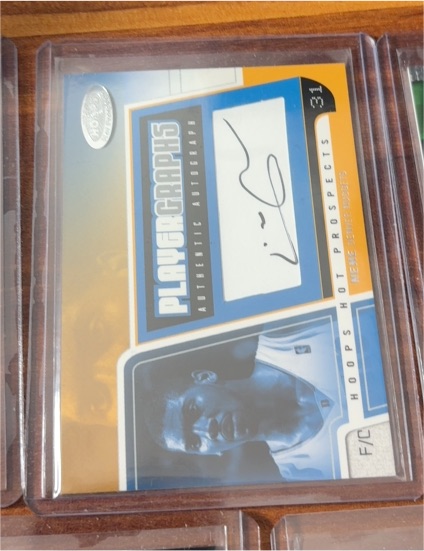 2003 Fleer Hot Prospects Playergraphs #31 LeBron James — front