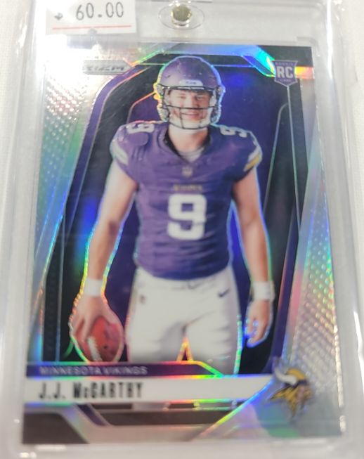 2024 Panini Prizm #13 J.J. McCarthy — front