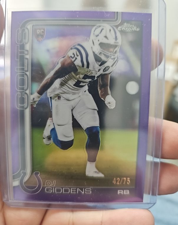 2025 Topps Chrome #390 DJ Giddens — front