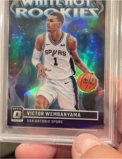 2023 Panini Donruss Optic White Hot Rookies #2 Victor Wembanyama — front