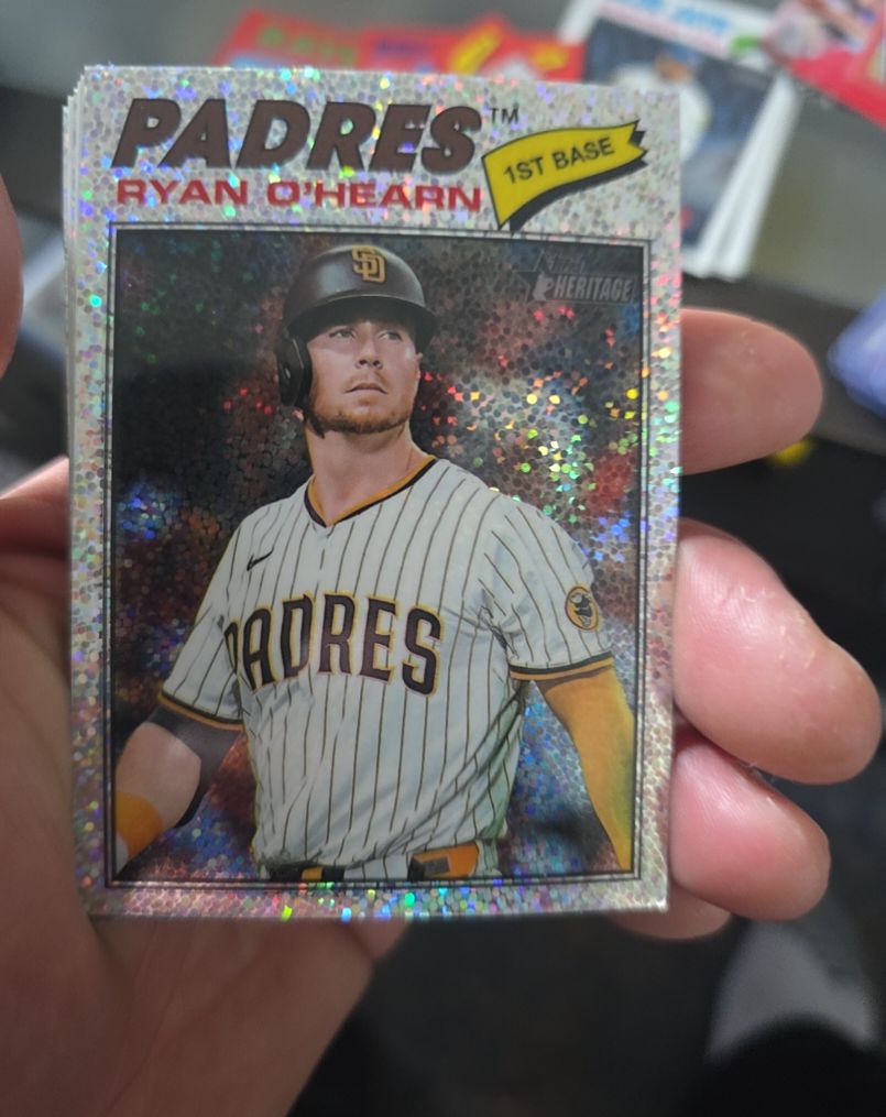 2026 Topps Heritage Chrome Silver Sparkle #215 Ryan O'Hearn — front