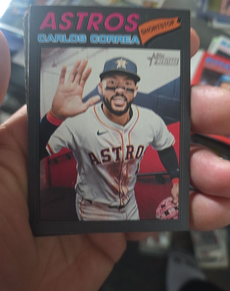 2026 Topps Heritage #154 Carlos Correa — front