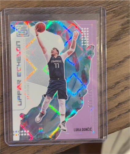 2019-20 Panini Status Upper Echelon #5 Luka Doncic — front