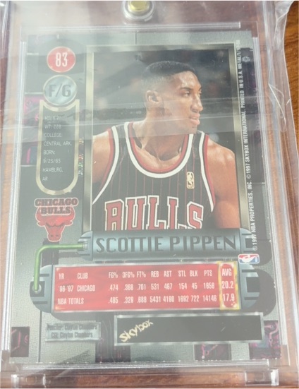 1996 Skybox #83 Scottie Pippen — front