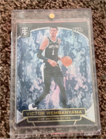 2024-25 Panini Mosaic #31 Victor Wembanyama — front