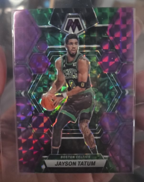 2022-23 Panini Mosaic #31 Jayson Tatum — front