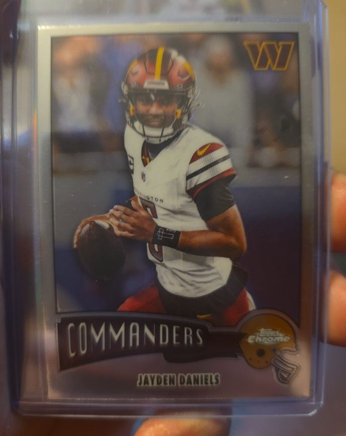 2025 Topps Chrome #1975-34 Jayden Daniels — front