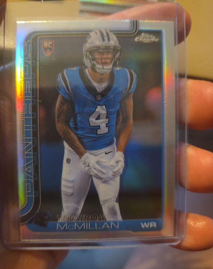 2025 Topps Chrome #326 Tetairoa McMillan — front