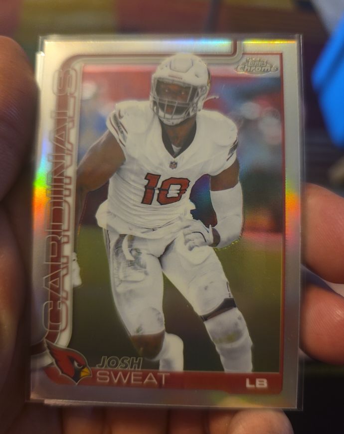 2025 Topps Chrome #10 Josh Sweat — front