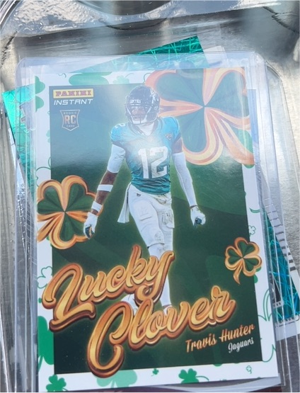 2025 Panini Instant Lucky Clover #15 Travis Hunter — front