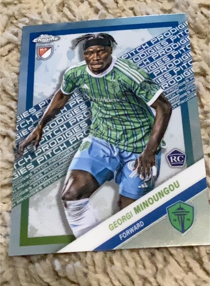 2025 Topps Chrome MLS #180 Georgi Minoungou Pitch Prodigies Rookie — front