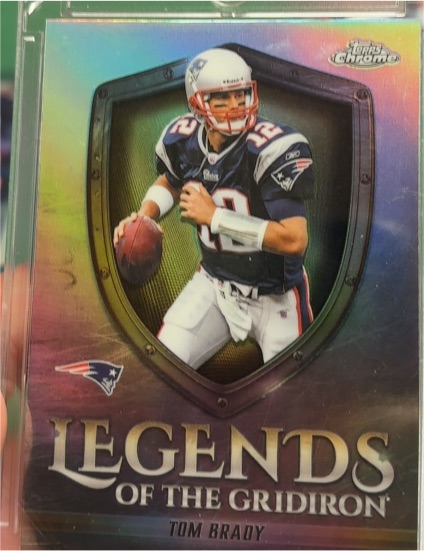 2025 Topps Chrome Legends of the Gridiron #LOG-9 Tom Brady — front
