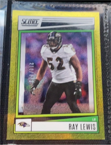 2022 Panini Score #190 Ray Lewis — front