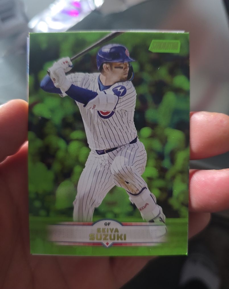 2025 Topps Stadium Club #63 Seiya Suzuki Lime Green — front