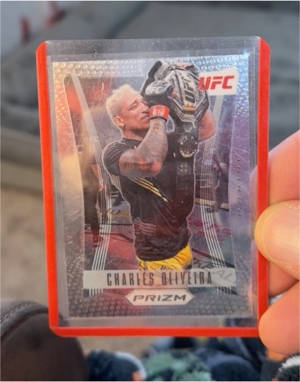 2022 Panini Prizm UFC #18 Charles Oliveira Flashback — front