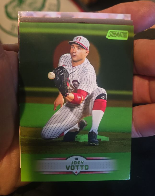 2025 Topps Stadium Club #2 Joey Votto — front