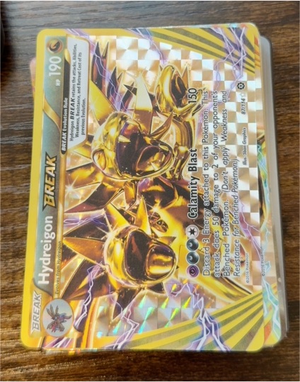2016 Pokémon XY Steam Siege #87 Hydreigon BREAK — front