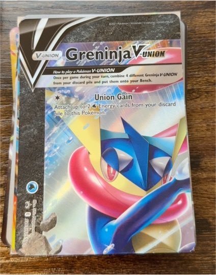 2021 Pokémon SWSH #SWSH155 Greninja V-UNION — front