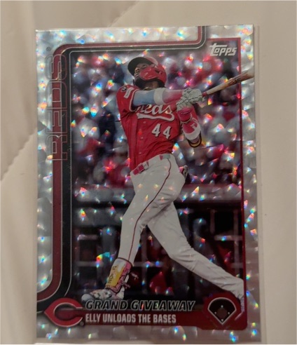 2025 Topps Update Grand Giveaway #US235 Elly De La Cruz — front