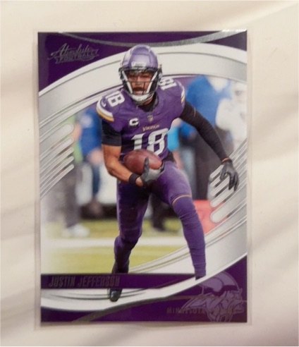2025 Panini Absolute #5 Justin Jefferson — front