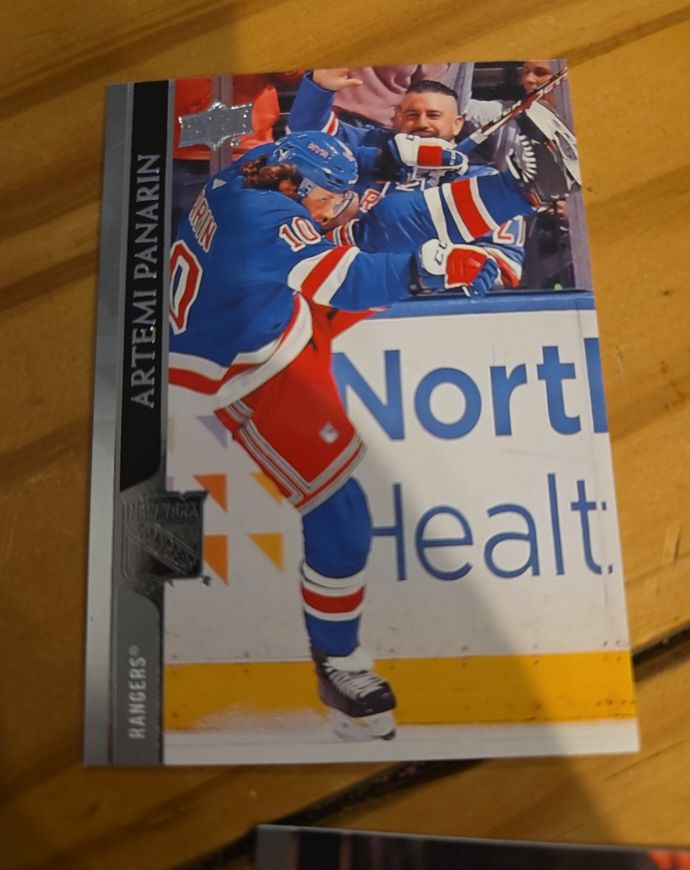 2020-21 Upper Deck #122 Artemi Panarin — front