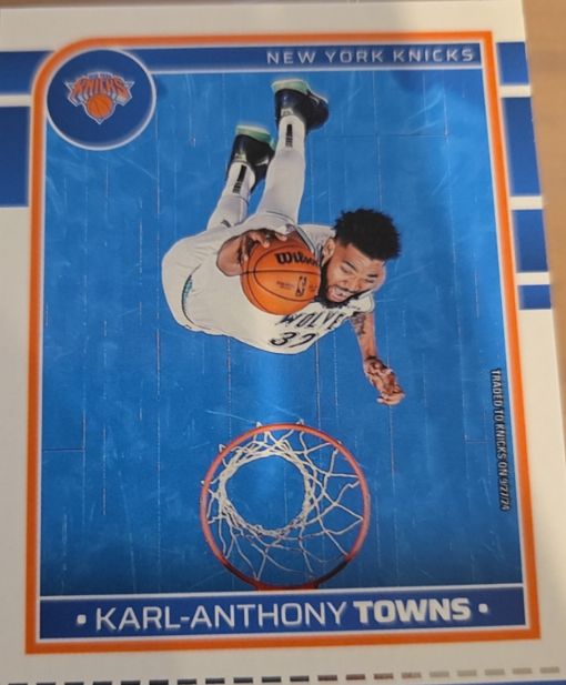 2024-25 Panini NBA Hoops #5 Karl-Anthony Towns — front