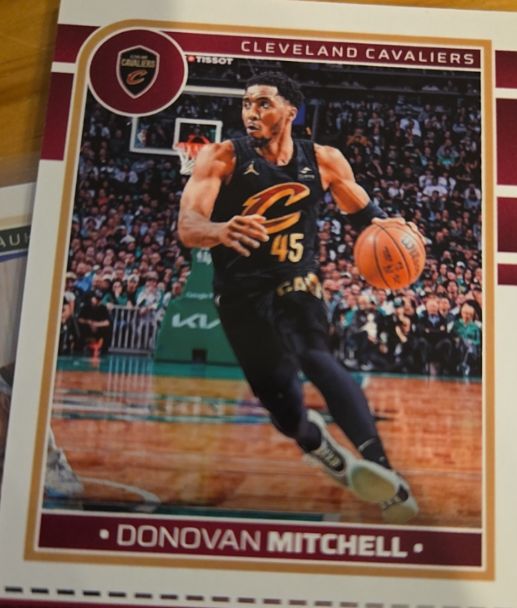 2024-25 Panini NBA Hoops #211 Donovan Mitchell — front