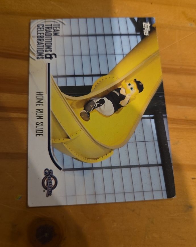 2018 Topps Opening Day Team Traditions & Celebrations #TTC-HS Home Run Slide Milwaukee Brewers — front