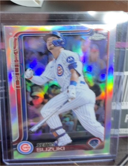 2025 Topps Chrome #210 Seiya Suzuki — front