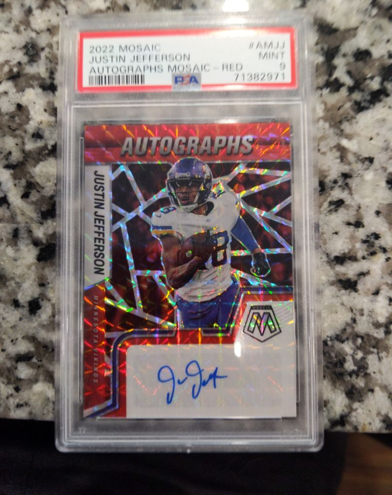 2022 Panini Mosaic #AM-JJ Justin Jefferson Autographs Mosaic Red — front
