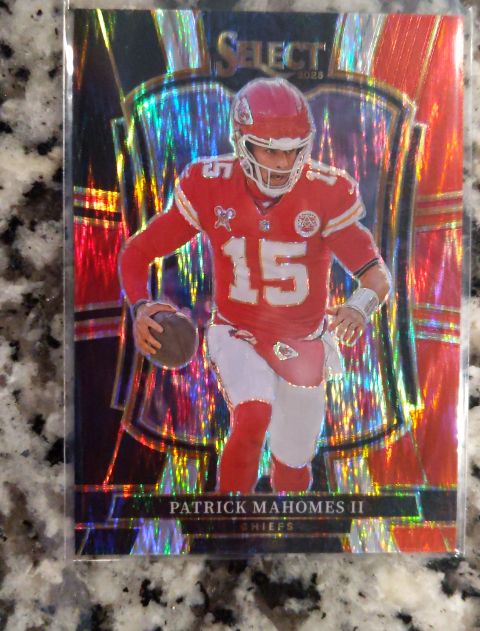 2025 Panini Select Premier Level #107 Patrick Mahomes II — front