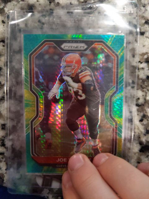 2020 Panini Prizm #64 Joe Thomas — front