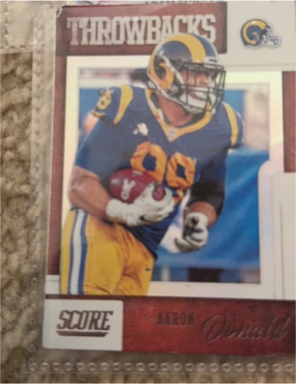 2019 Panini Score Throwbacks #T-10 Aaron Donald — front